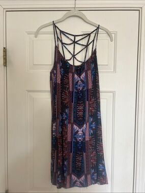 Sun & Shadow Strappy-Back Mini Dress in Navy, Pink & Burgundy